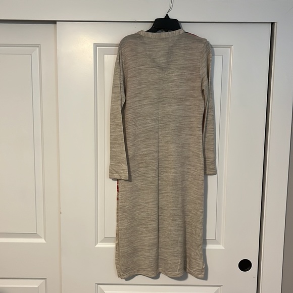 Side slit front button knit kurta dress for fall/winter - Picture 6 of 7